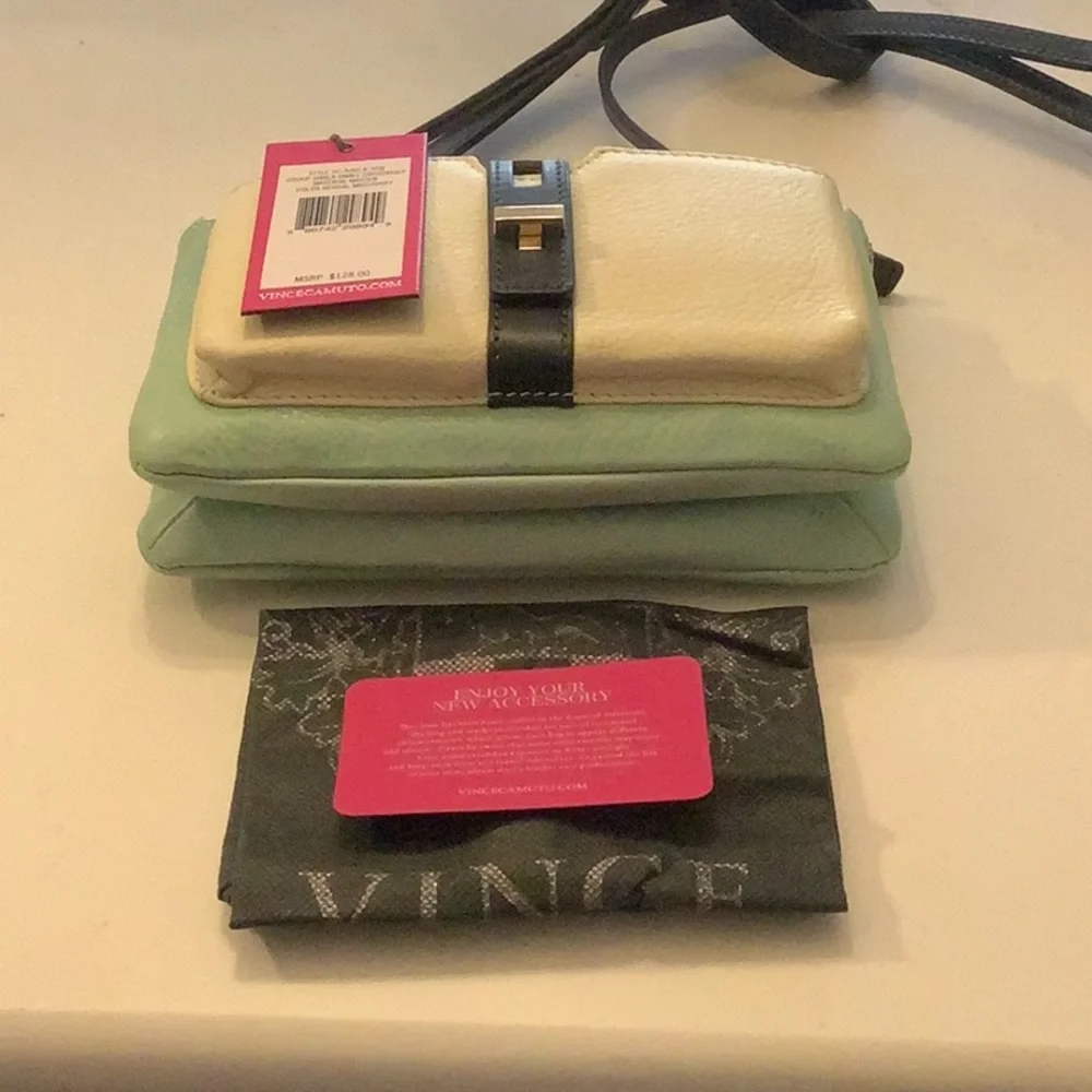 NWT Vince Camuto adorable leather crossbody. - Picture 2 of 6